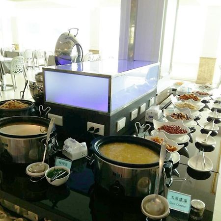 White House Hot Spring Beach Resort Ванли Экстерьер фото