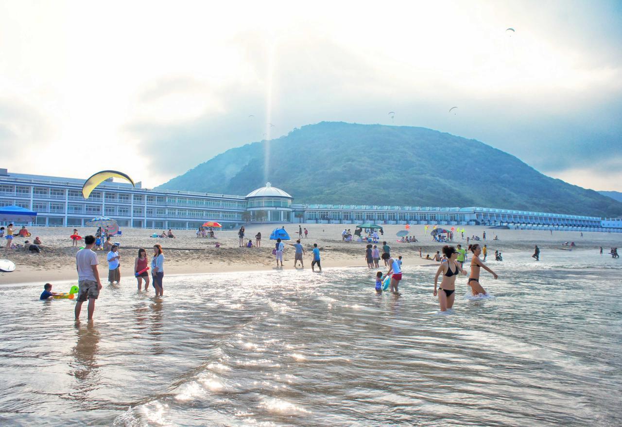 White House Hot Spring Beach Resort Ванли Экстерьер фото