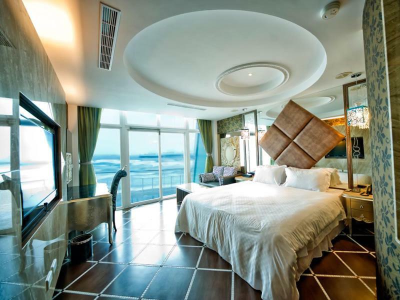 White House Hot Spring Beach Resort Ванли Экстерьер фото